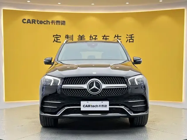 Mercedes-Benz GLE-Class — Фото автомобиля 3