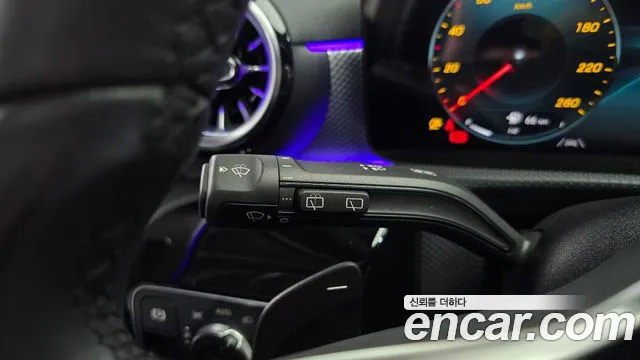 Mercedes-Benz A-Class — Фото автомобиля 20
