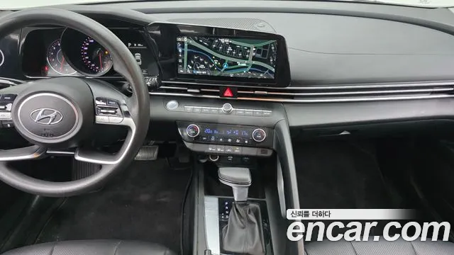 Hyundai AVANTE Avante (CN7) — Фото автомобиля 14