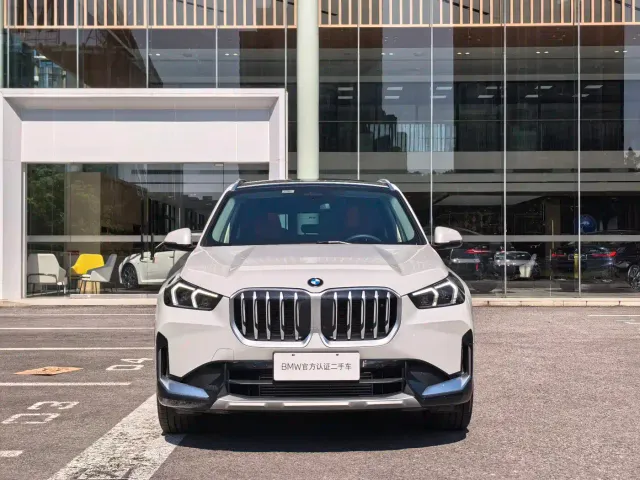 BMW X1 — Фото автомобиля 2