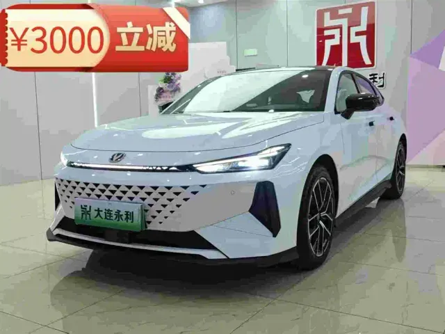 Фотография автомобиля — Changan UNI-V