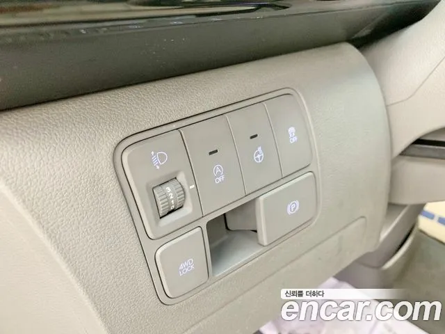 Hyundai Staria Staria 4WD Lounge 9 мест — Фото автомобиля 16