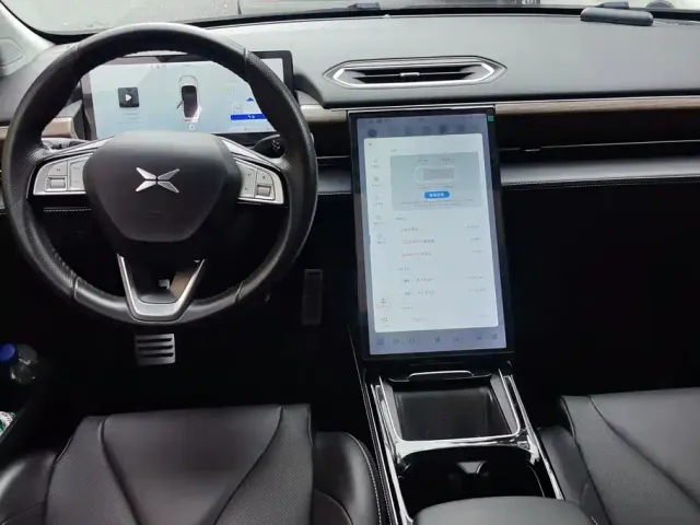 Xpeng P5 — Фото автомобиля 12