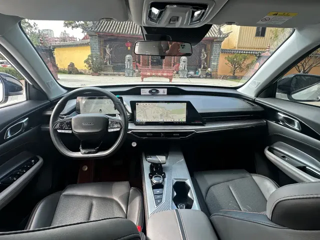 Changan Z6 — Фото автомобиля 7