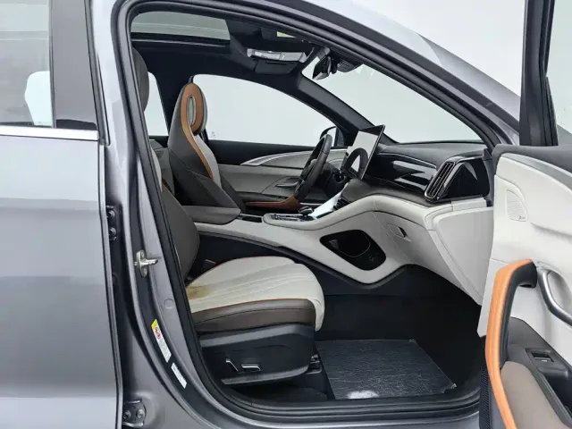 BYD Song Pro — Фото автомобиля 23