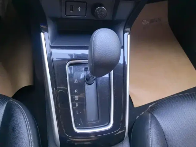 Nissan Sylphy — Фото автомобиля 16