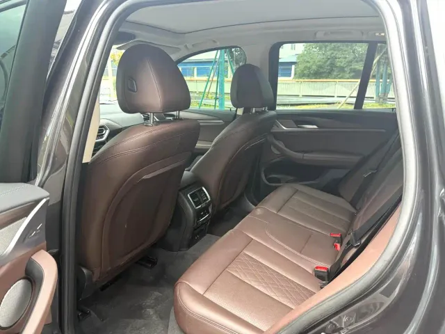 BMW X3 — Фото автомобиля 8