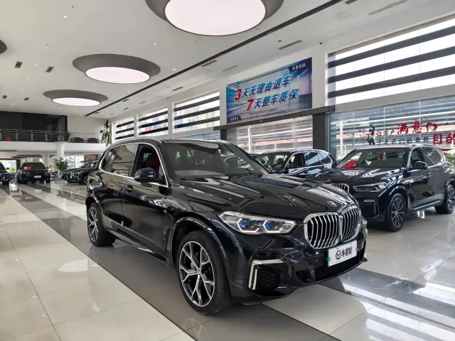 BMW X5 — Фото автомобиля 2