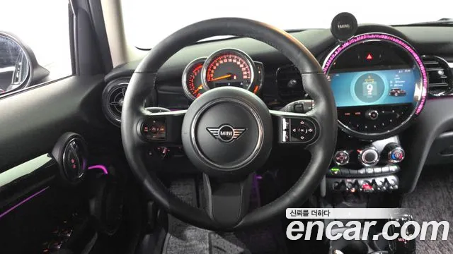 Mini Cooper Cooper 5 дверей Classic — Фото автомобиля 15