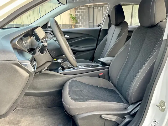 Buick Verano — Фото автомобиля 10