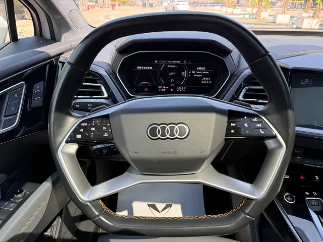 Audi Q4 e-tron — Фото автомобиля 7