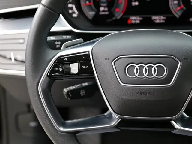 Audi A8 — Фото автомобиля 16