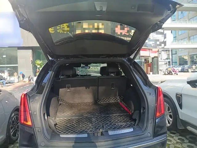 Cadillac XT5 — Фото автомобиля 18
