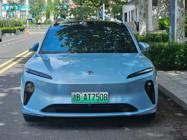 Nio ET5 Touring — Фото автомобиля 2