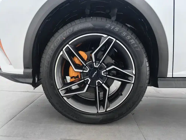 Dongfeng Yixuan GS — Фото автомобиля 17