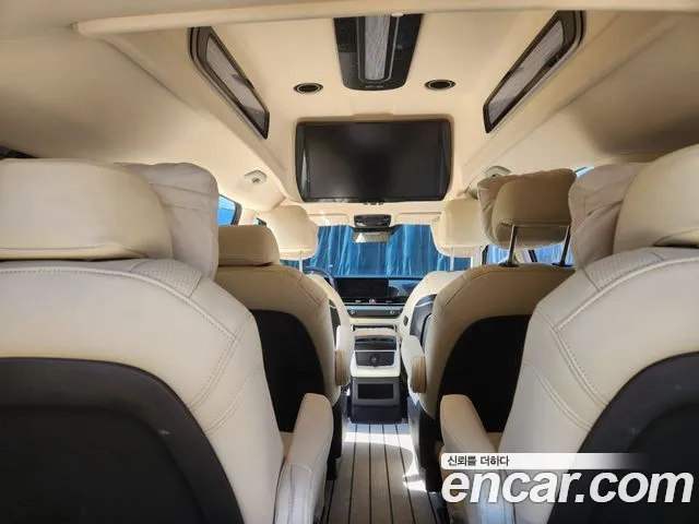 Kia Carnival 4th Gen — Фото автомобиля 11