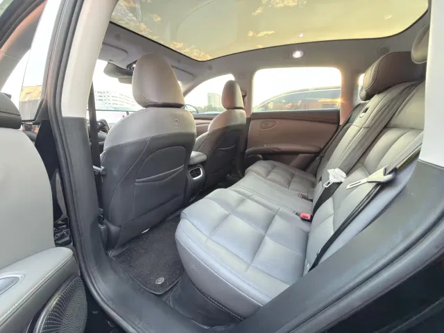 IM Motors LS6 — Фото автомобиля 5