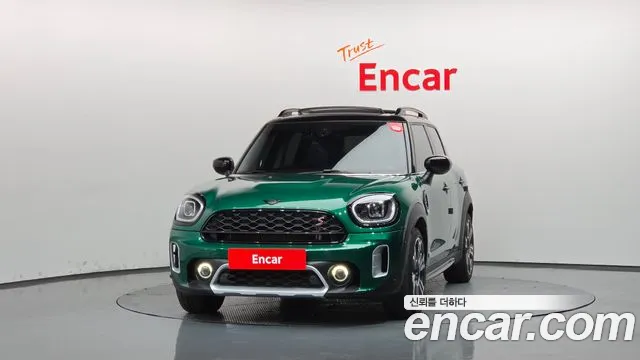 MINI Countryman — Фото автомобиля 3