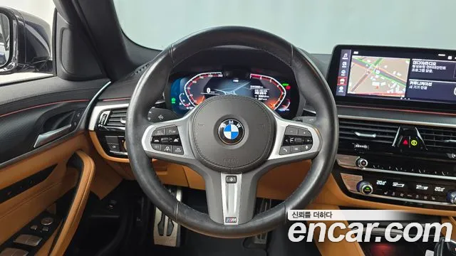 BMW 5 Series G30 — Фото автомобиля 19