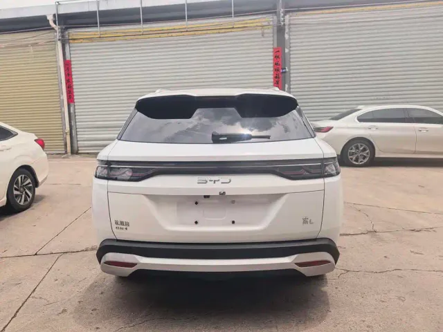 BYD Song L DM-i — Фото автомобиля 8