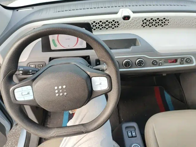 DFSK Mini EV — Фото автомобиля 9