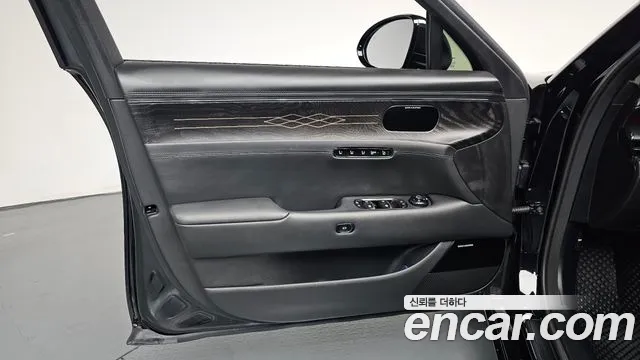 Genesis G90 RS4 — Фото автомобиля 24