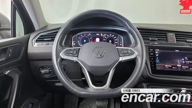 Volkswagen Tiguan — Фото автомобиля 18
