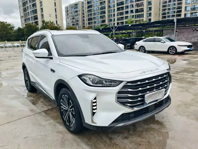 Jetour X70 Plus — Фото автомобиля 3