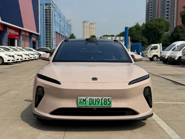 Nio ET5 Touring — Фото автомобиля 2
