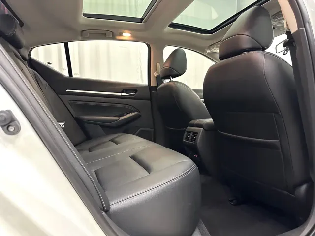 Nissan Teana — Фото автомобиля 10