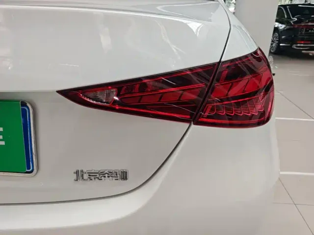 Mercedes-Benz C-Class — Фото автомобиля 7