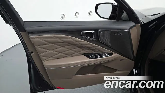 Kia K8 K8 Hybrid — Фото автомобиля 13