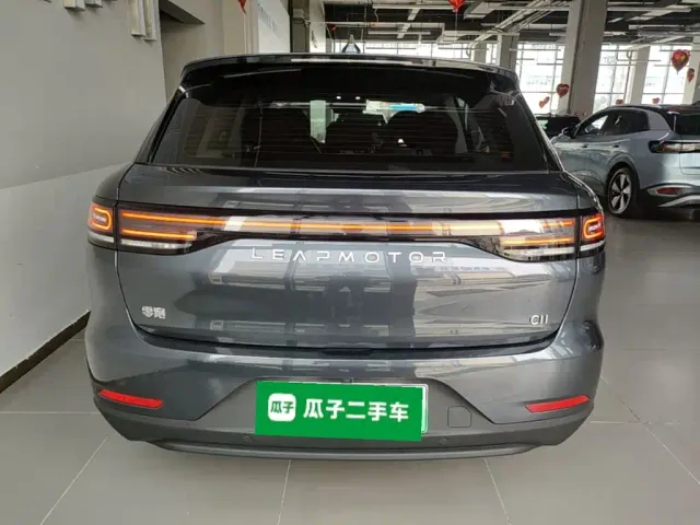 Leapmotor C11 — Фото автомобиля 5