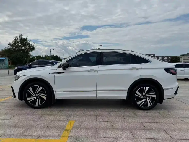 Volkswagen Tiguan X — Фото автомобиля 4