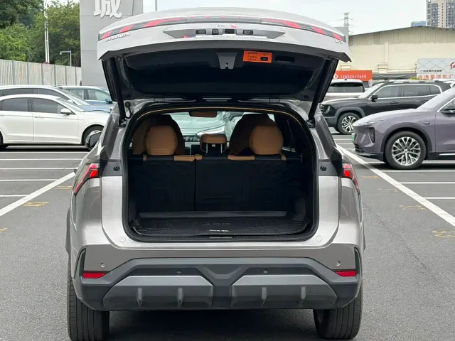 Geely Galaxy L7 — Фото автомобиля 7