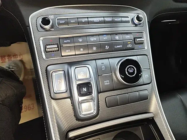 Hyundai Santa Fe — Фото автомобиля 13