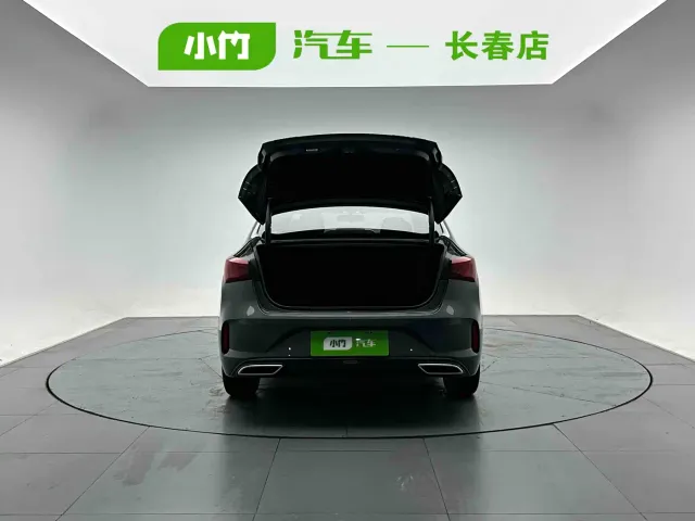 Changan Eado — Фото автомобиля 5