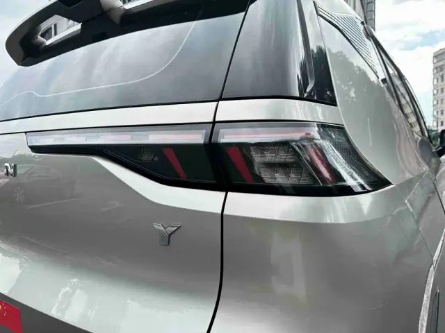 GAC Aion Y — Фото автомобиля 16