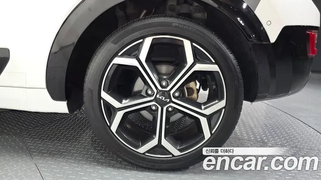 Kia Niro The All New Niro Signature — Фото автомобиля 21