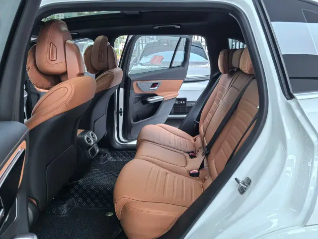 Mercedes-Benz GLC-Class — Фото автомобиля 9