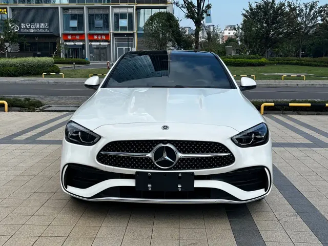 Mercedes-Benz C-Class — Фото автомобиля 2