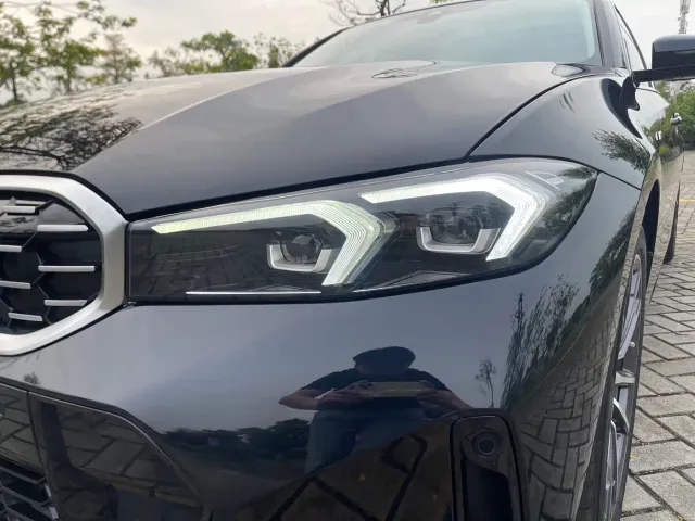 BMW 3 Series — Фото автомобиля 19