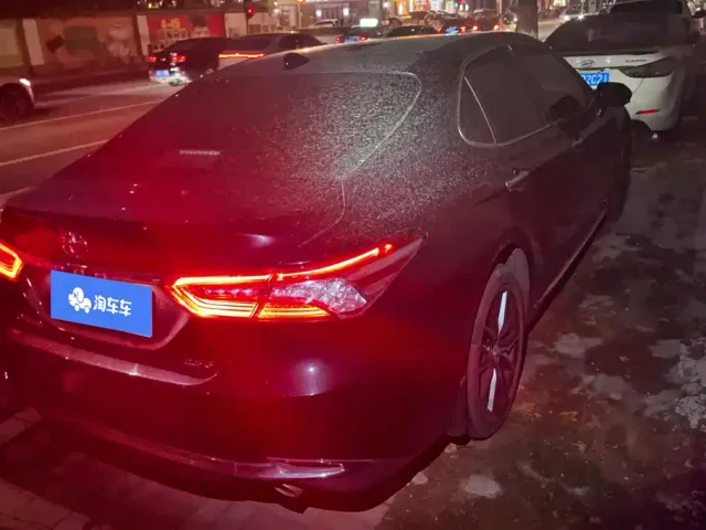 Toyota Camry — Фото автомобиля 3