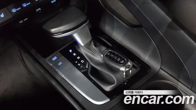 Hyundai AVANTE Avante (CN7) — Фото автомобиля 8