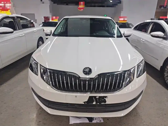 Skoda Octavia — Фото автомобиля 2