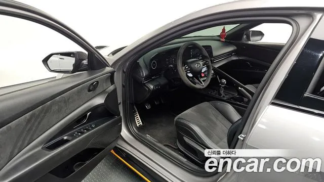 Hyundai AVANTE — Фото автомобиля 16