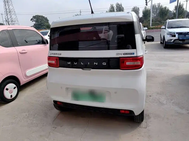 Wuling Hongguang Mini EV — Фото автомобиля 5