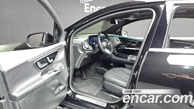 Mercedes-Benz EQE — Фото автомобиля 10