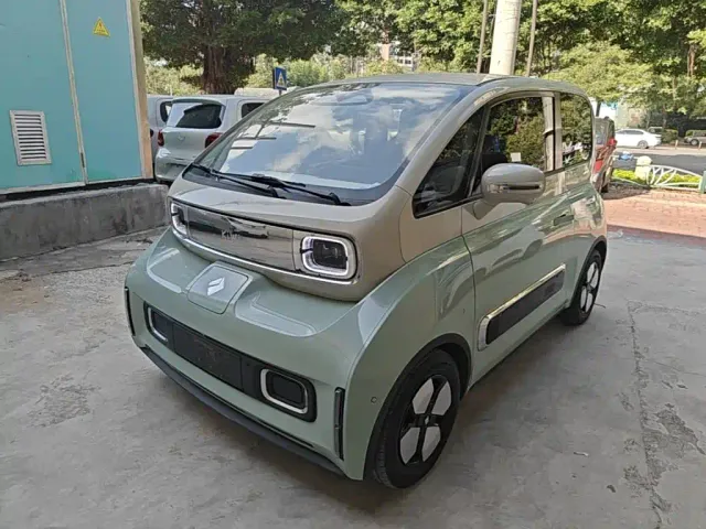 Фотография автомобиля — Baojun KiWi EV