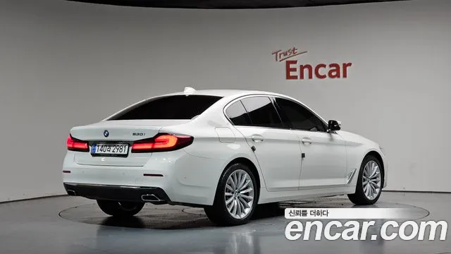 BMW 5 Series G30 — Фото автомобиля 2